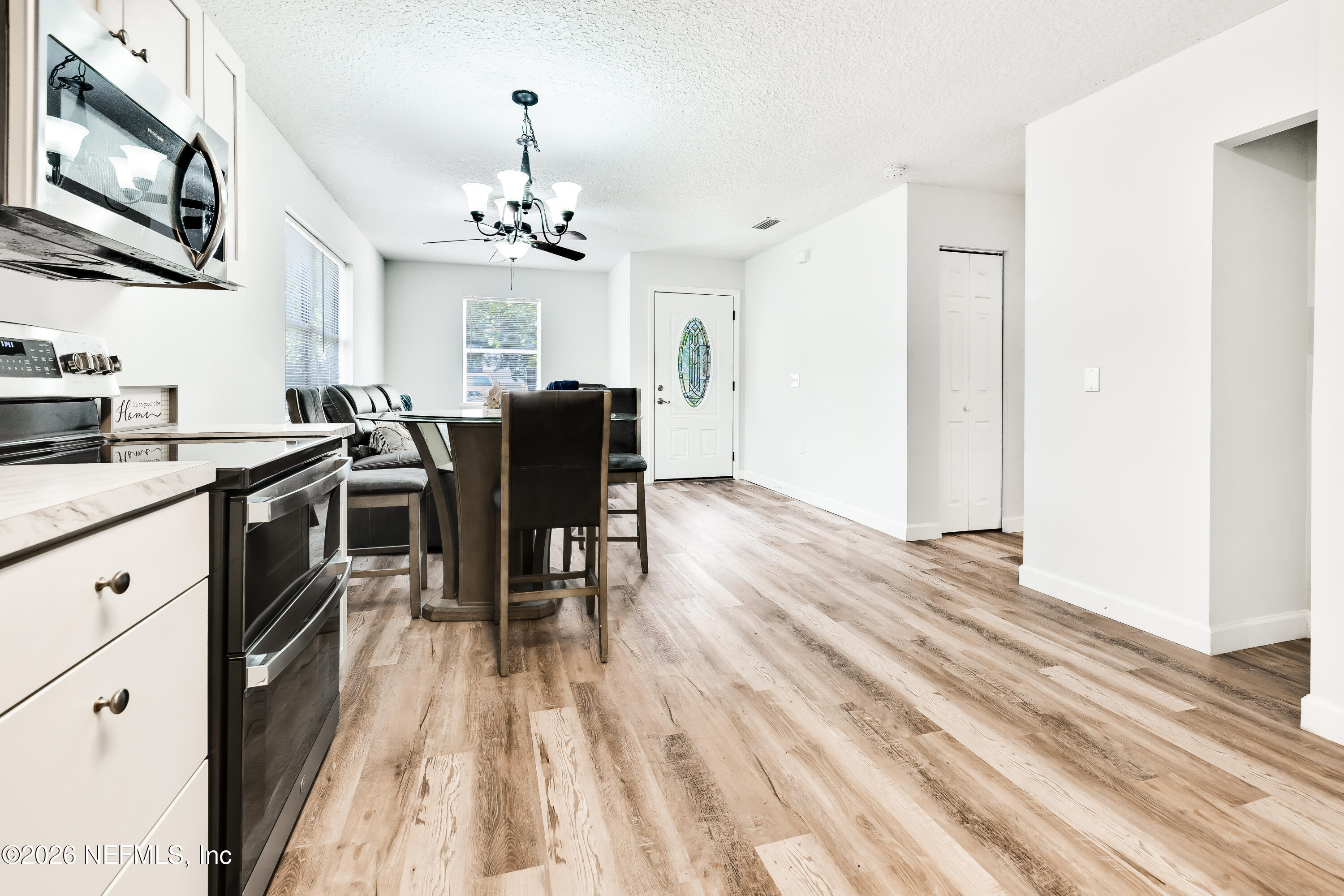 159 Twine Street St. Augustine, FL 32084 - Photo 4 of 28 IMG_3407 (1)