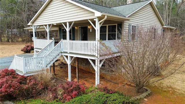 $262,000 | 565 Cone Estates Street, Randleman, NC 27317