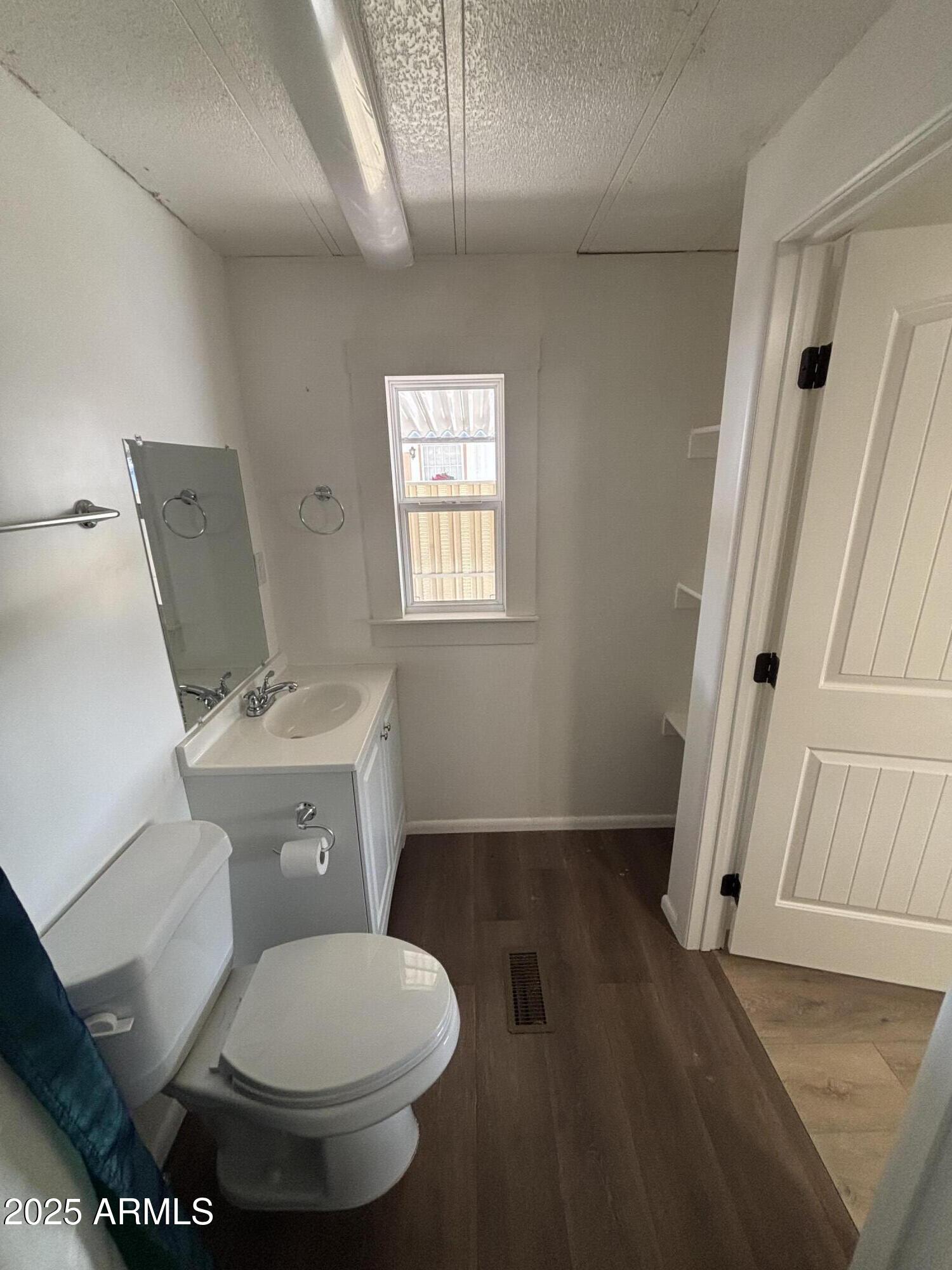 535 South Alma School Road, Unit 135 Mesa, AZ 85210 - Photo 6 of 28 IMG_3097