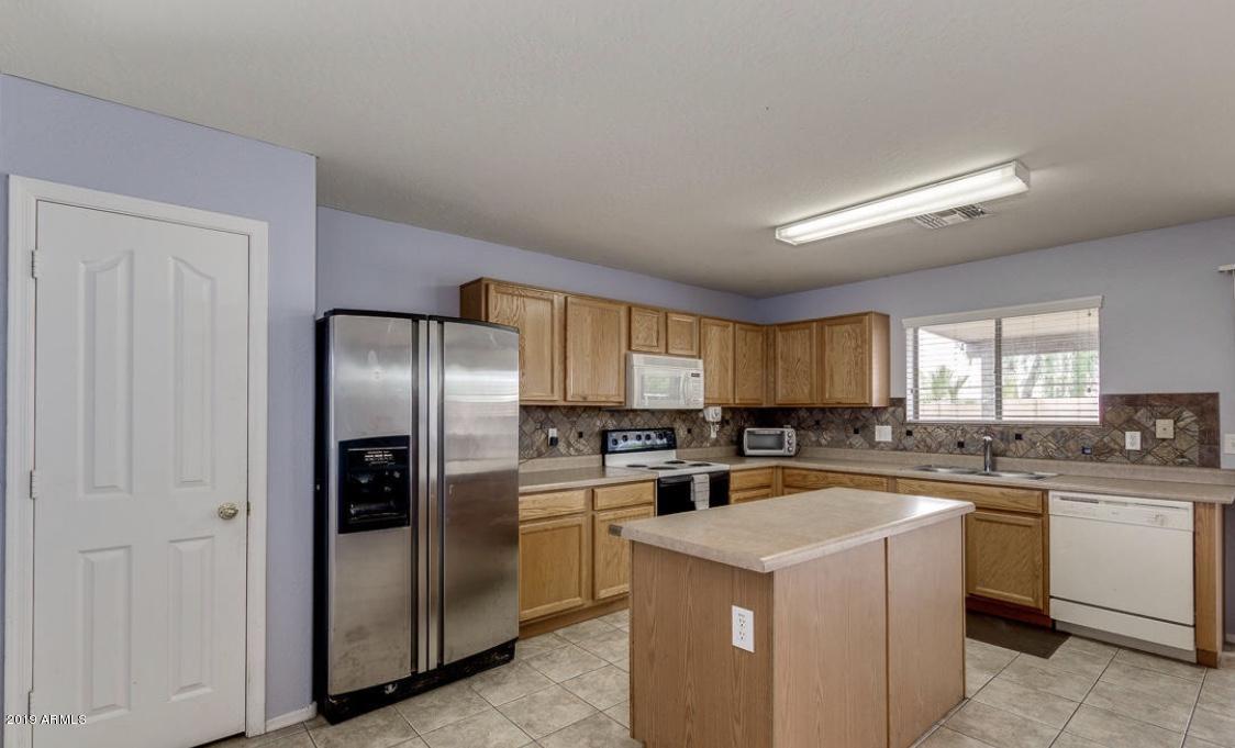 16231 West Boca Raton Road Surprise, AZ 85379 - Photo 4 of 14 IMG_1060