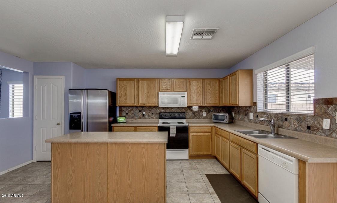 16231 West Boca Raton Road Surprise, AZ 85379 - Photo 5 of 14 IMG_1061