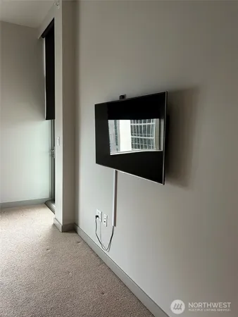 $4,900 | 10610 Northeast 9th Place, Unit 2007, Bellevue, WA 98004