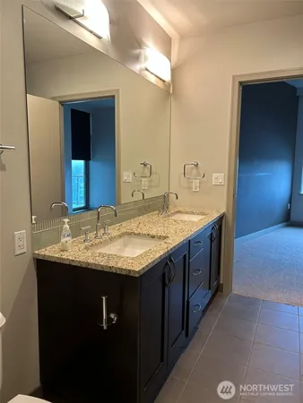 $4,900 | 10610 Northeast 9th Place, Unit 2007, Bellevue, WA 98004