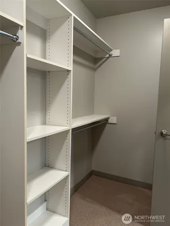 $4,900 | 10610 Northeast 9th Place, Unit 2007, Bellevue, WA 98004