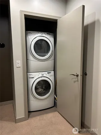 $4,900 | 10610 Northeast 9th Place, Unit 2007, Bellevue, WA 98004