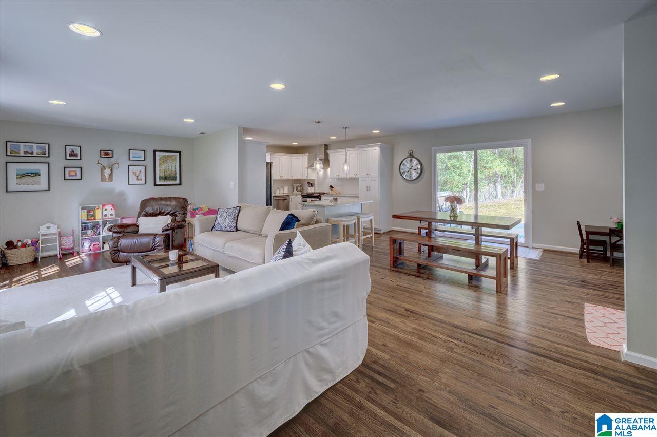 3309 Shallowford Road Vestavia Hills, AL 35216 - Photo 2 of 38