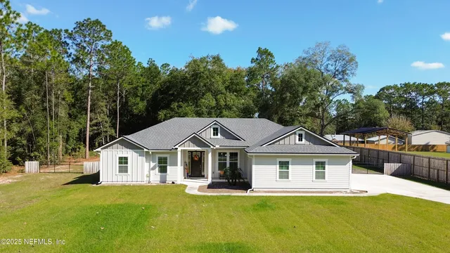 $525,000 | 7569 Alameda Way, Keystone Heights, FL 32656