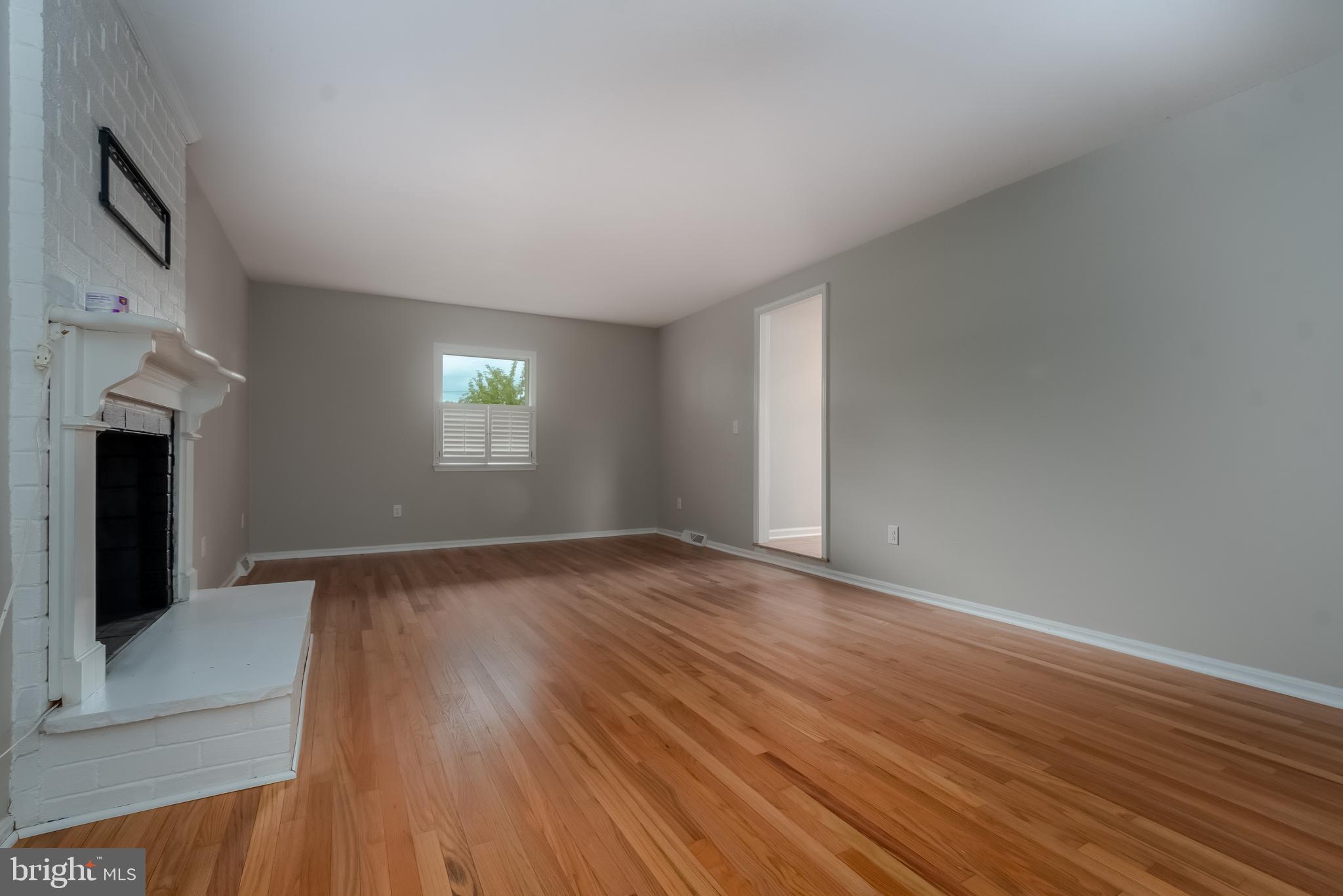 16437 Old Frederick Road Mount Airy, MD 21771 - Photo 8 of 61 Gallery Image 8