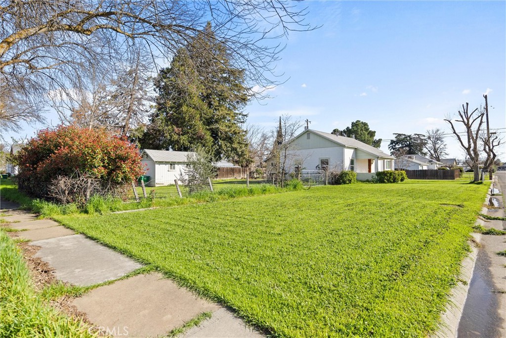 611 Hoag Street Corning, CA 96021 - Photo 3 of 31