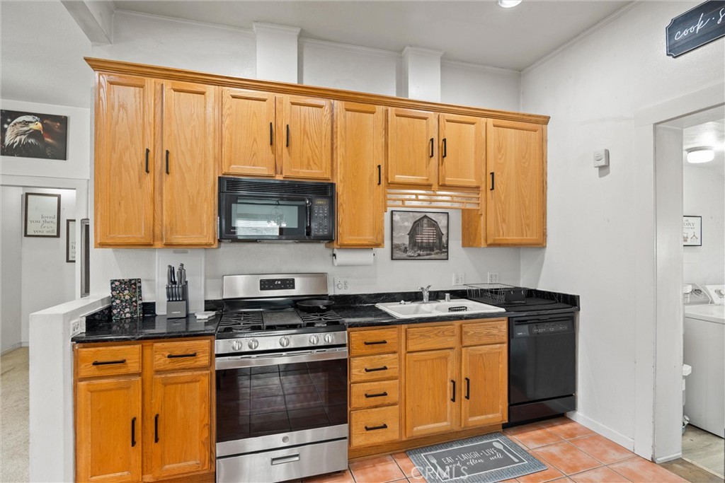 611 Hoag Street Corning, CA 96021 - Photo 9 of 26
