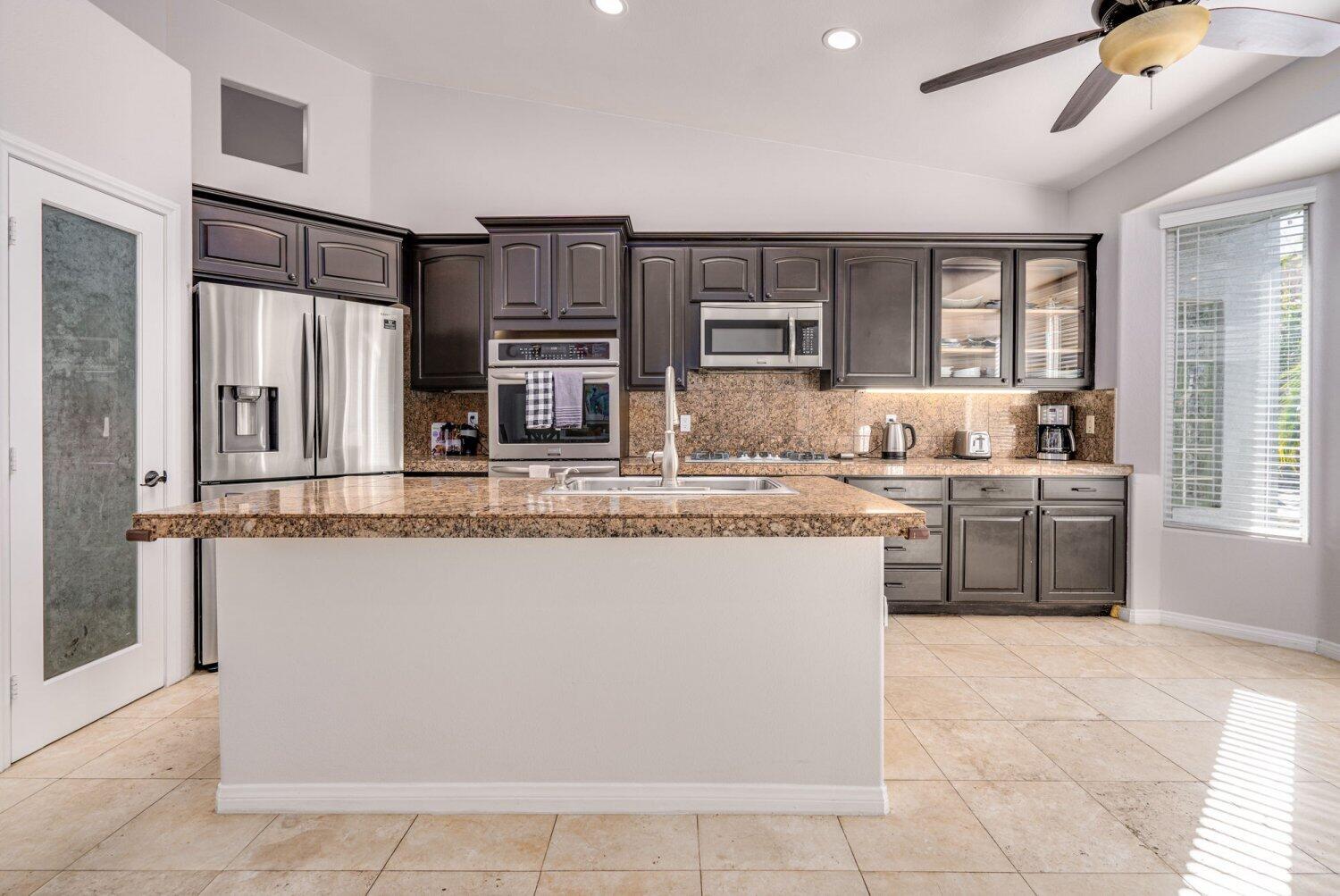 71545 Sahara Road Rancho Mirage, CA 92270 - Photo 16 of 48 16-SaharaRd-f4939995c5