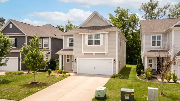 $479,999 | 3527 Desinda Drive, Murfreesboro, TN 37129