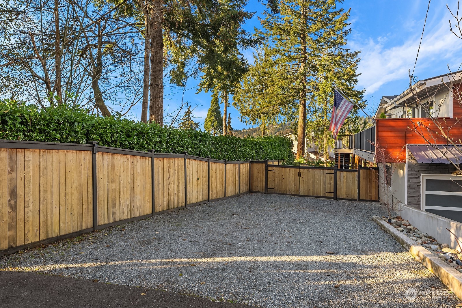 1104 Riviera Place Southwest Normandy Park, WA 98166 - Photo 35 of 40 Gallery Image 35