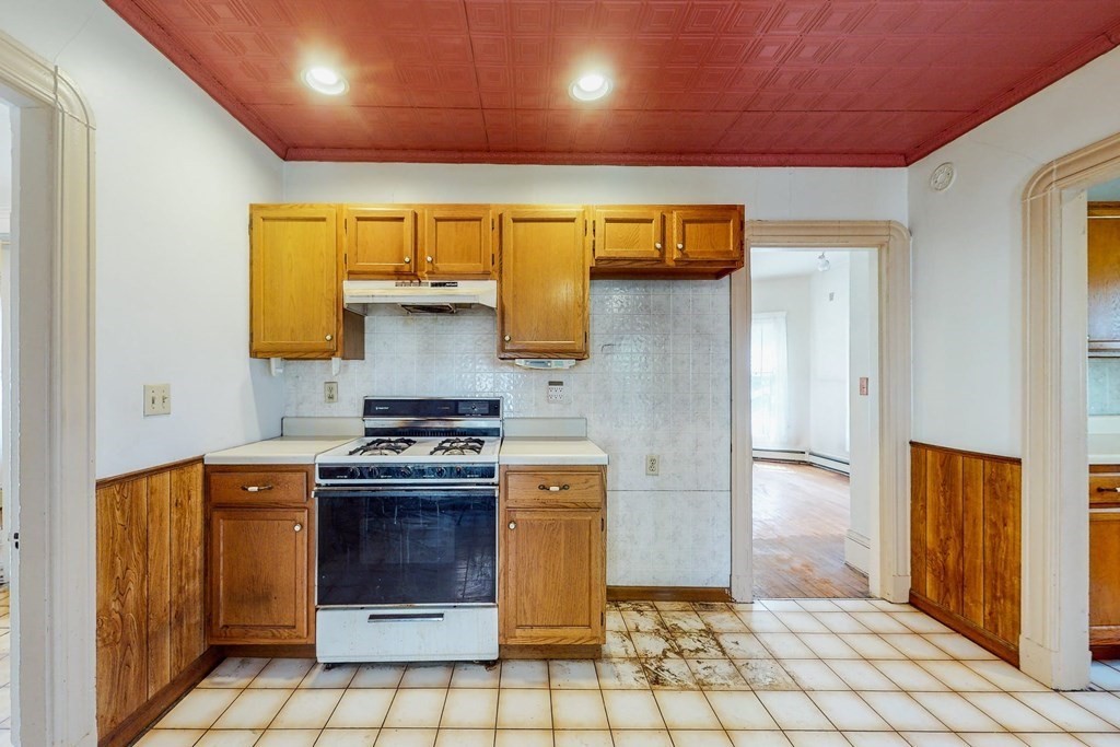 20 Holyoke Road Somerville, MA 02144 - Photo 13 of 38 Gallery Image 13