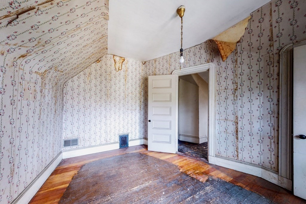 20 Holyoke Road Somerville, MA 02144 - Photo 28 of 38 Gallery Image 28