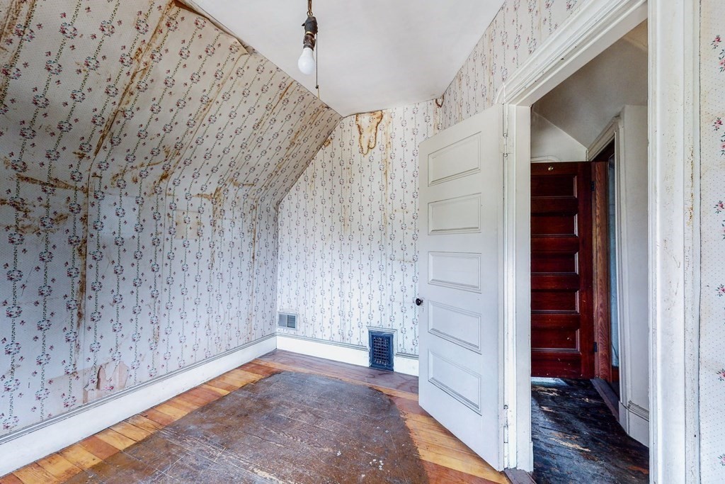 20 Holyoke Road Somerville, MA 02144 - Photo 29 of 38 Gallery Image 29