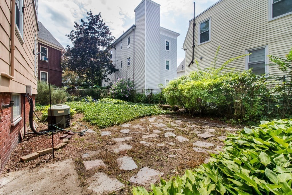 20 Holyoke Road Somerville, MA 02144 - Photo 32 of 38 Gallery Image 32