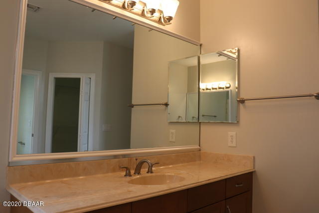 402 Ridgeway Boulevard DeLand, FL 32724 - Photo 8 of 43 1-IMG_4303