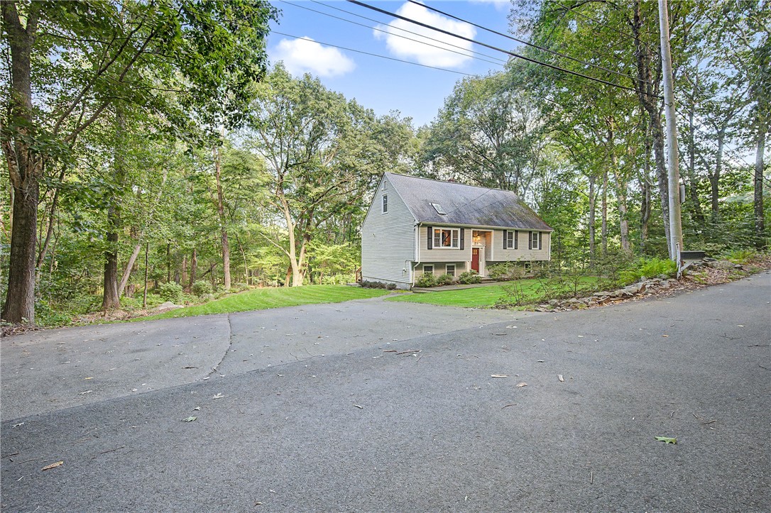 39 Cook Road Cumberland, RI 02864 - Photo 4 of 42 Gallery Image 4