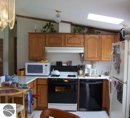 5401 Norton Road Grawn, MI 49637 - Photo 7 of 25 1724439-6.JPG
