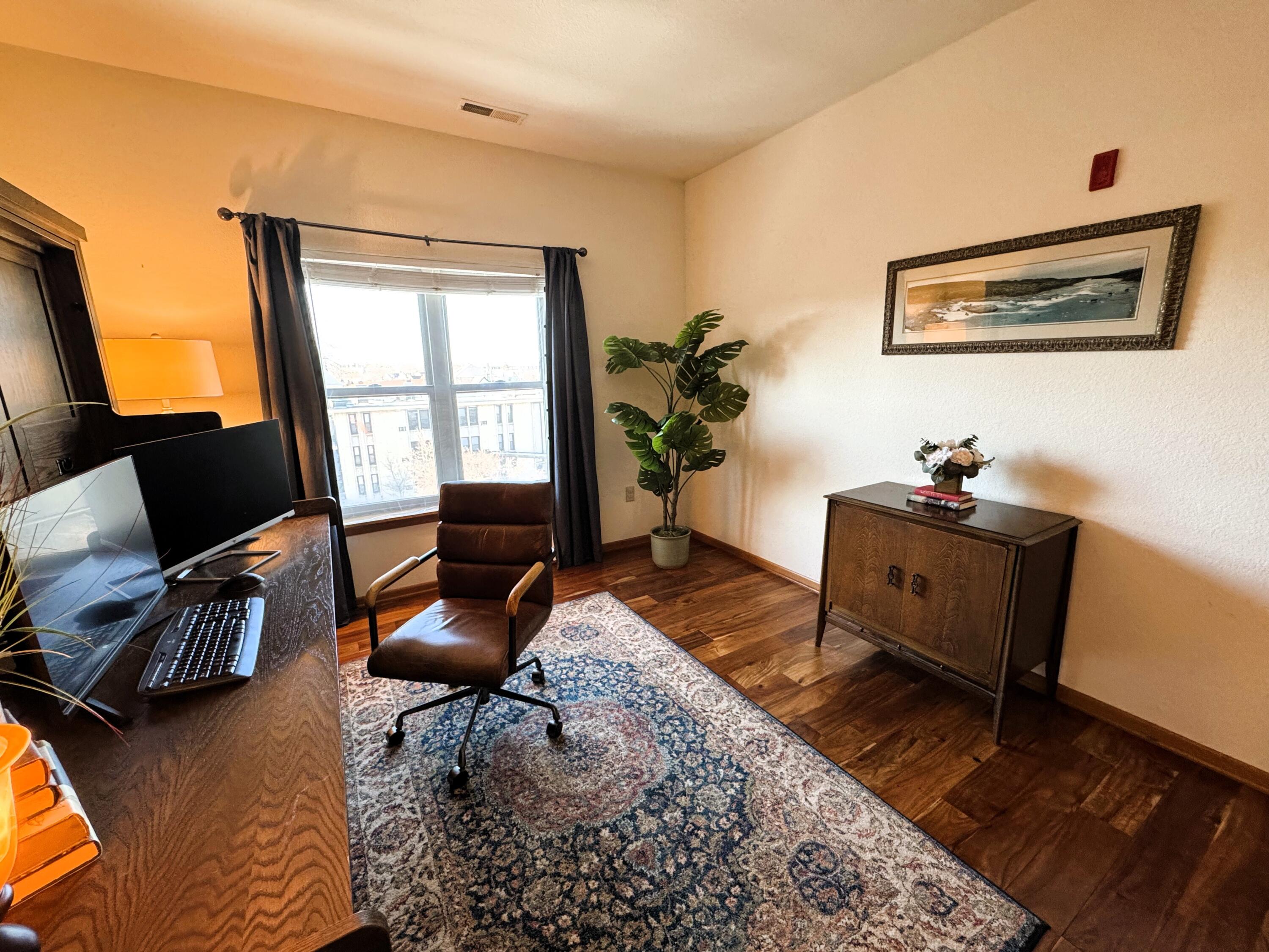 1812 East Lafayette Place, Unit 405 Milwaukee, WI 53202 - Photo 18 of 30 2nd Spacious Bedroom