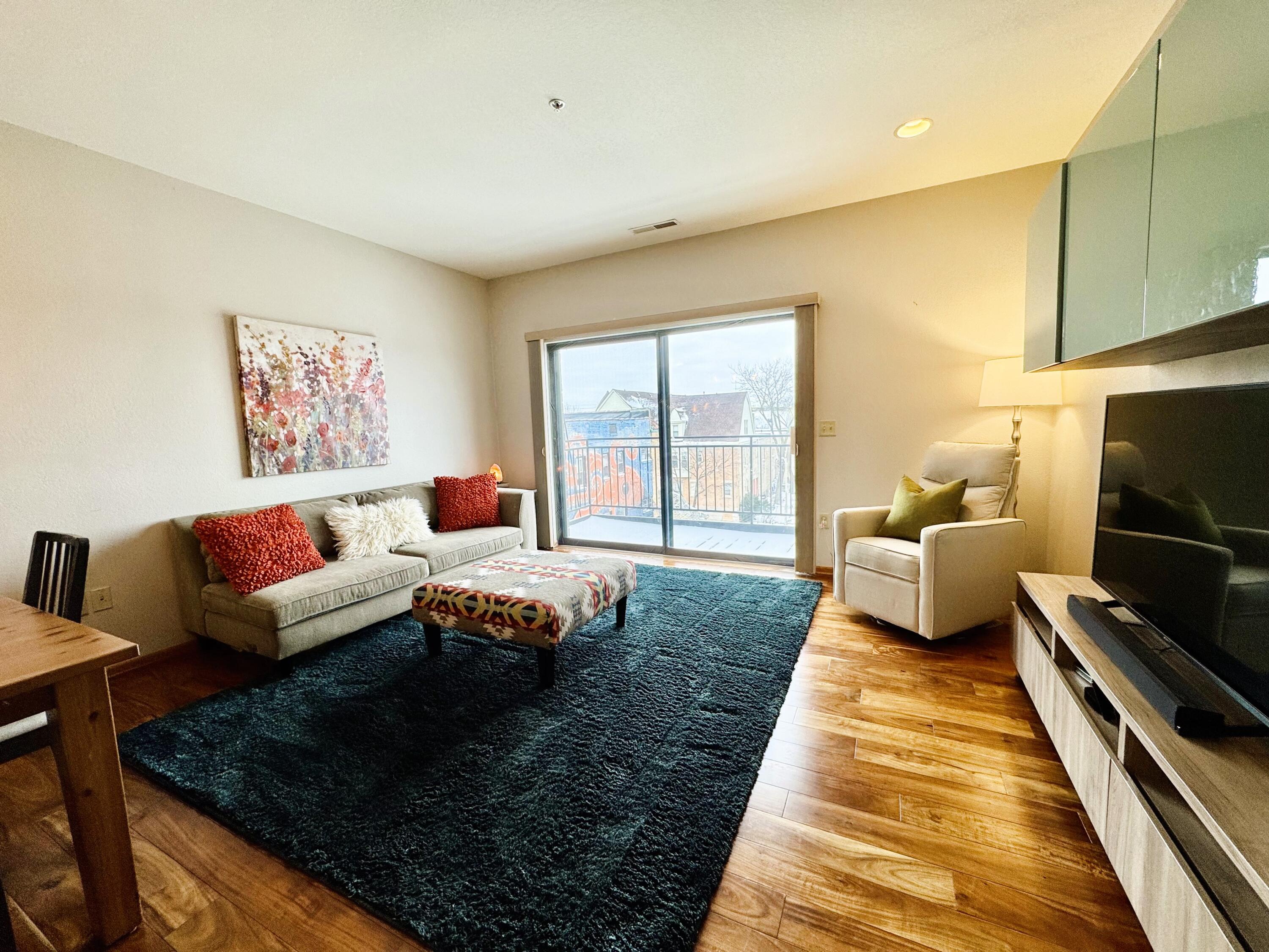 1812 East Lafayette Place, Unit 405 Milwaukee, WI 53202 - Photo 2 of 30 Generous OPEN Great Rm/Dining Area!