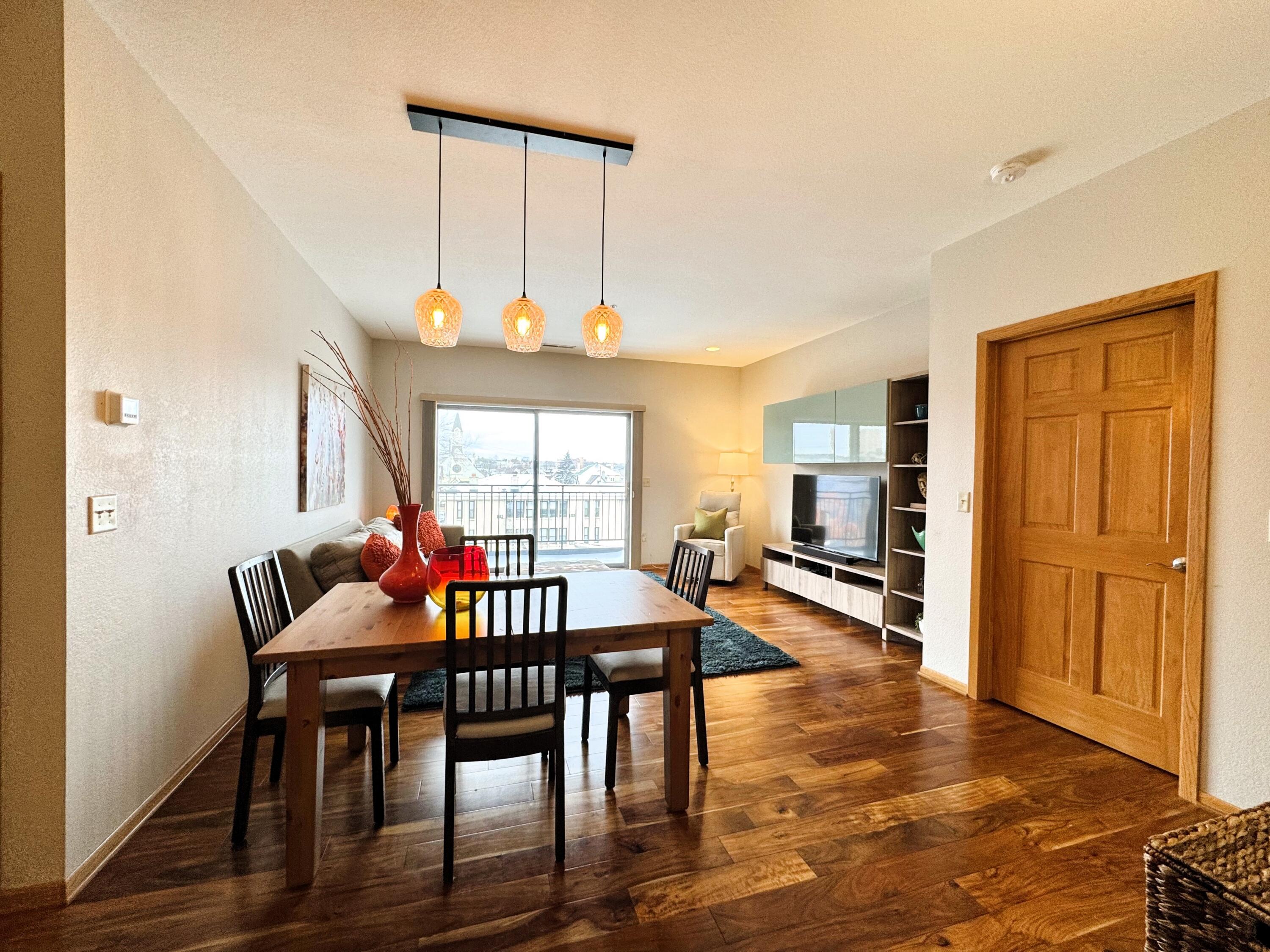 1812 East Lafayette Place, Unit 405 Milwaukee, WI 53202 - Photo 6 of 30 Dining Area Opens to Great Rm