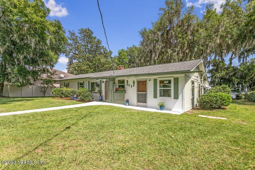 112 Cheffey Road Palatka, FL 32177 - Photo 7 of 51 112 Cheffey (5).jpg-SMALL