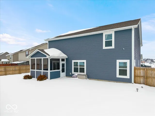 $430,000 | 6873 West Cedarwood Circle, McCordsville, IN 46055