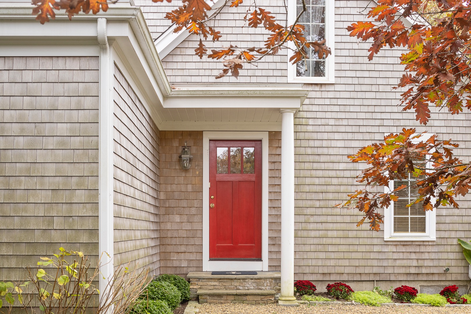 87 Schoolhouse Road Edgartown, MA 02539 - Photo 2 of 29