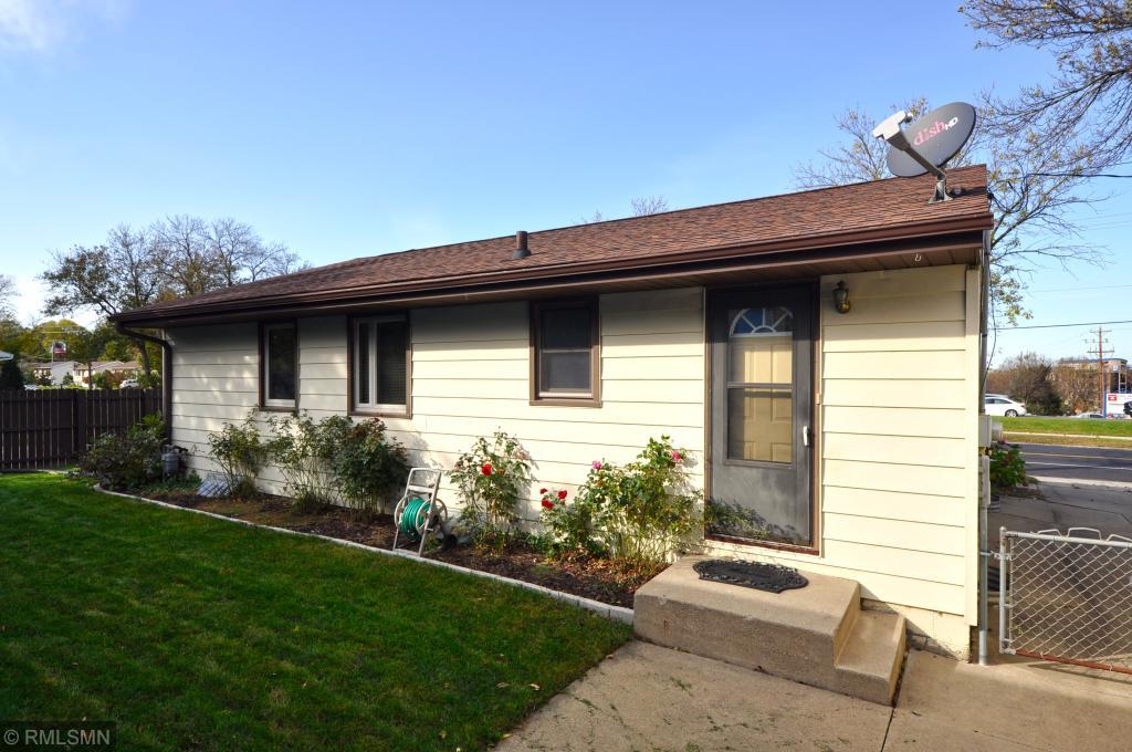 3506 7th Street Northwest Rochester, MN 55901 - Photo 16 of 18