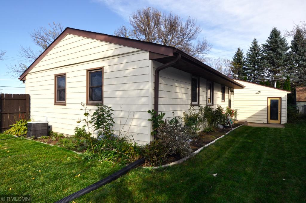 3506 7th Street Northwest Rochester, MN 55901 - Photo 17 of 18