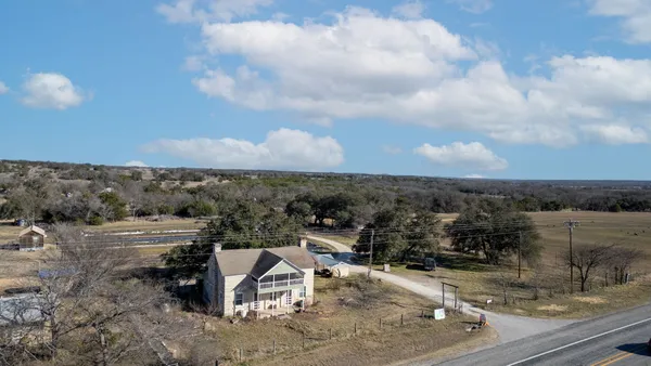$1,299,999 | 16588 North U.S. Highway 281, Lampasas, TX 76550