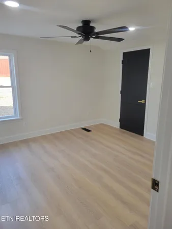 $389,000 | 1711 Haire Road, Dandridge, TN 37725