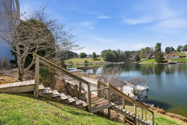 $419,000 | 4983 State Rd F-066, Dublin, VA 24084