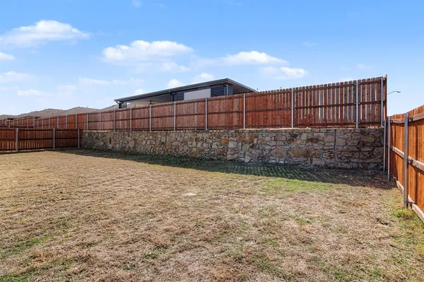 $2,250 | 6341 Flour Mill Run, Fort Worth, TX 76179