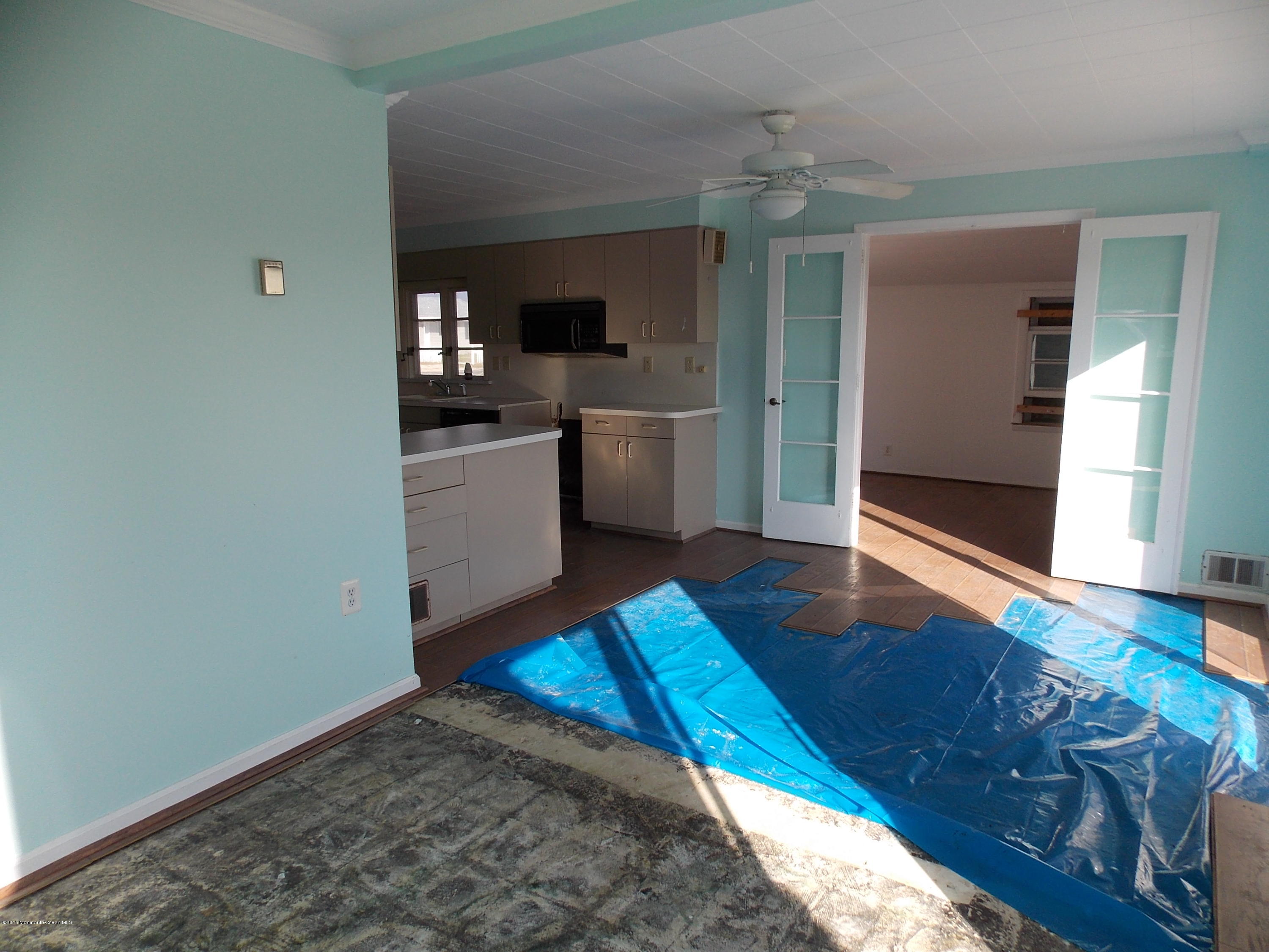 1047 Radio Road Little Egg Harbor, NJ 08087 - Photo 6 of 13 DSCN4376