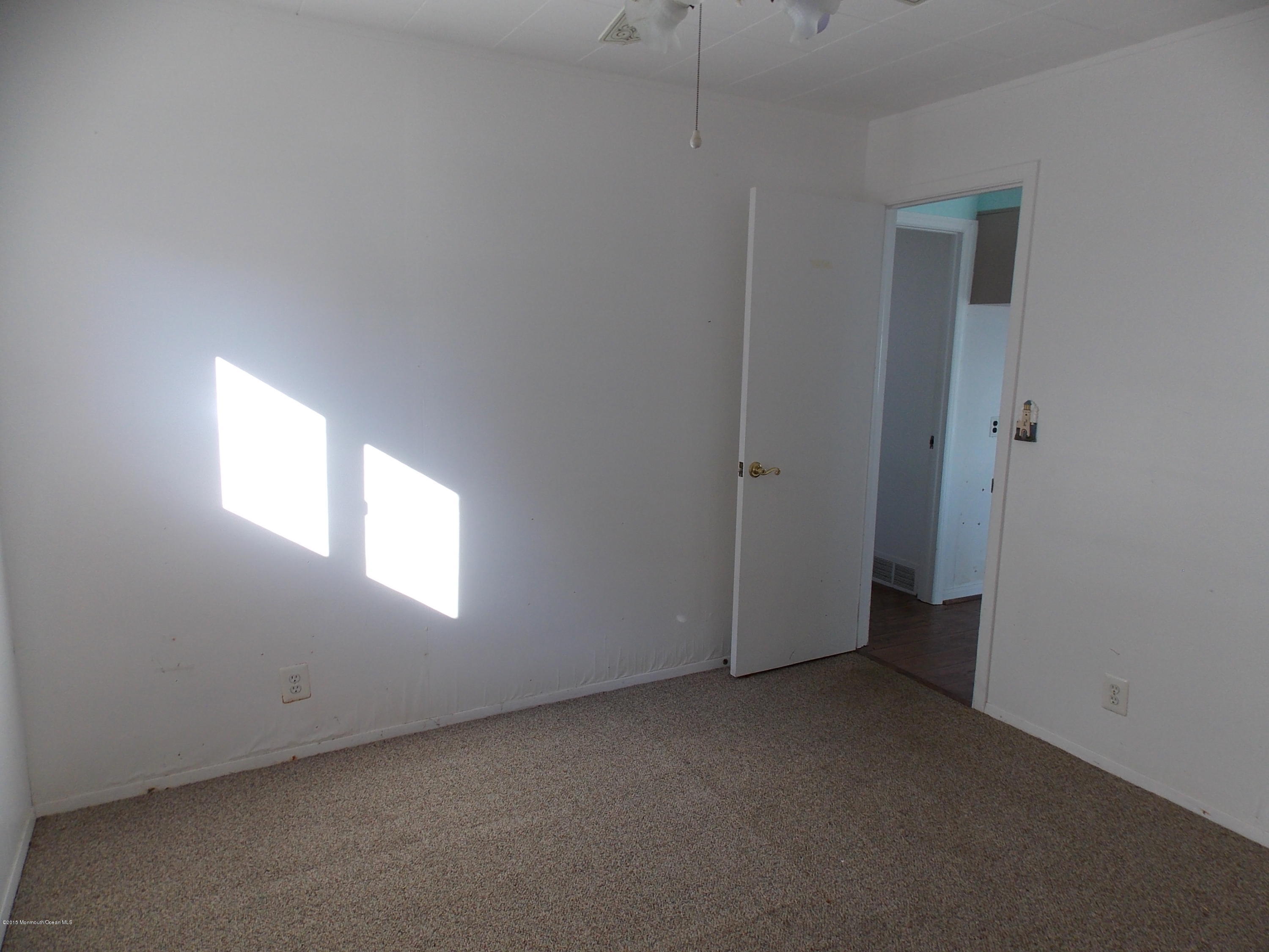 1047 Radio Road Little Egg Harbor, NJ 08087 - Photo 7 of 13 DSCN4377