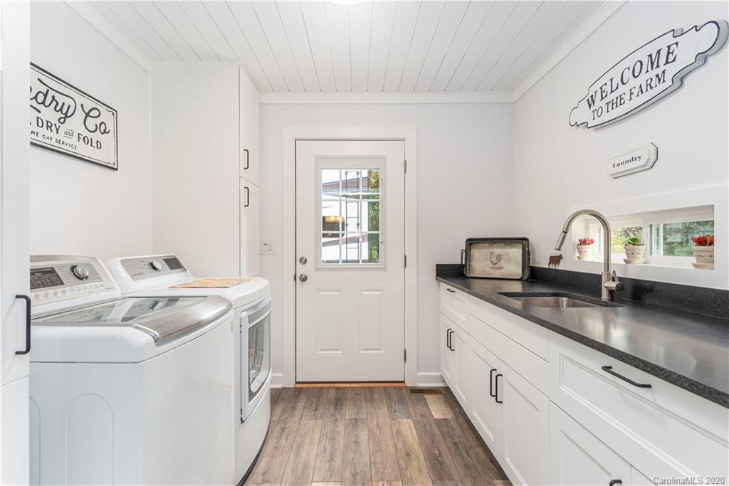 182 Carpenter Road Marion, NC 28752 - Photo 15 of 34 Gallery Image 15