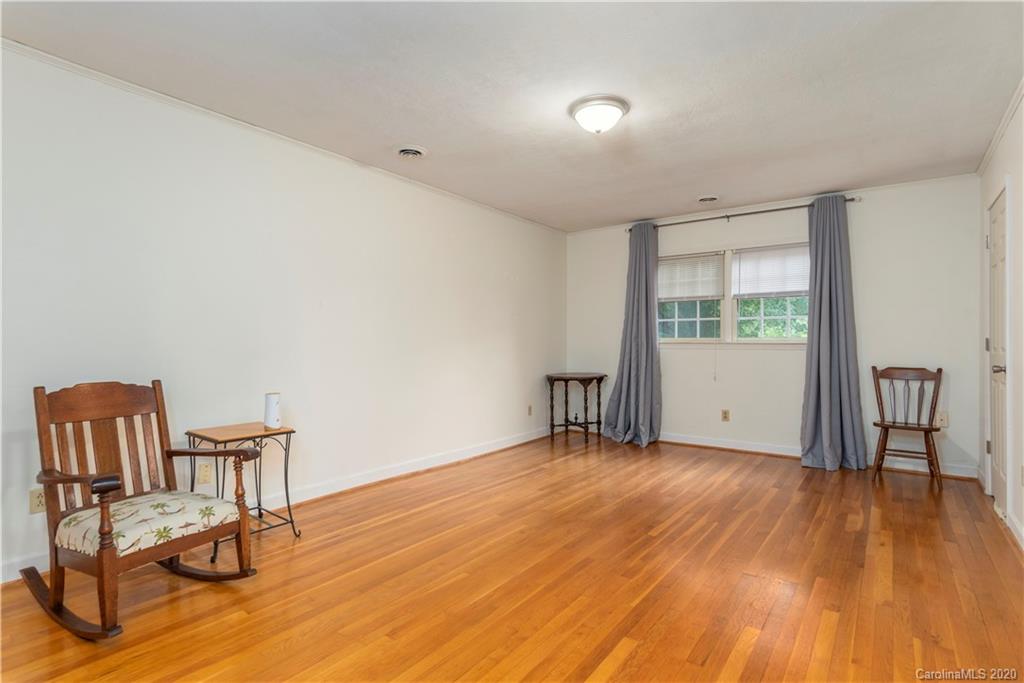 182 Carpenter Road Marion, NC 28752 - Photo 21 of 34 Gallery Image 21