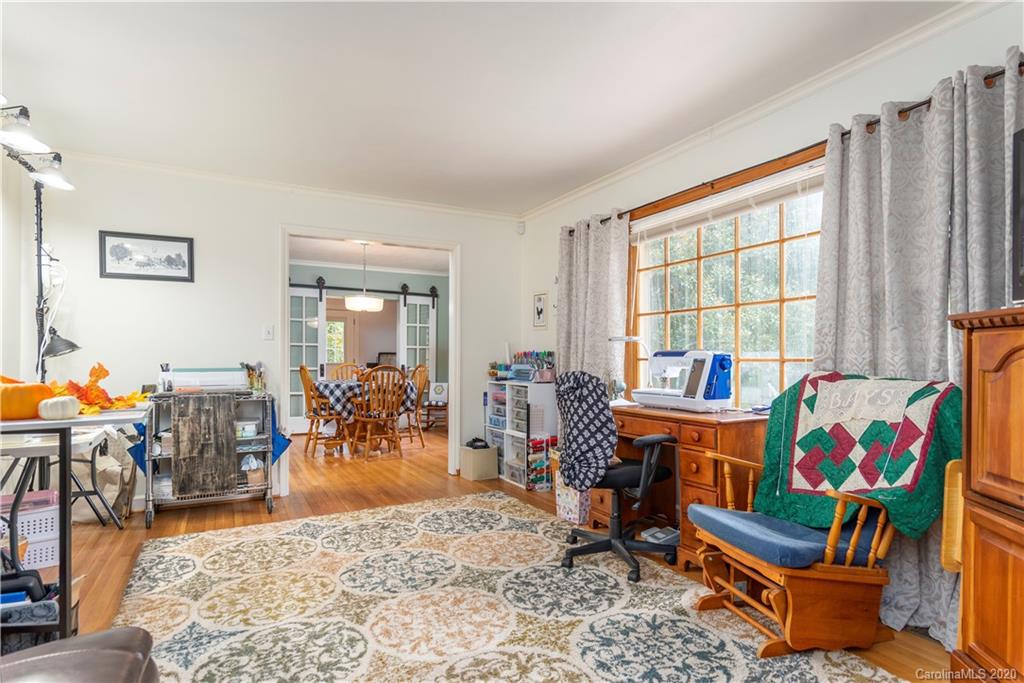 182 Carpenter Road Marion, NC 28752 - Photo 4 of 34 Gallery Image 4