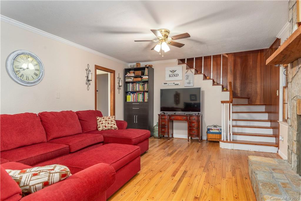 182 Carpenter Road Marion, NC 28752 - Photo 10 of 34 Gallery Image 10