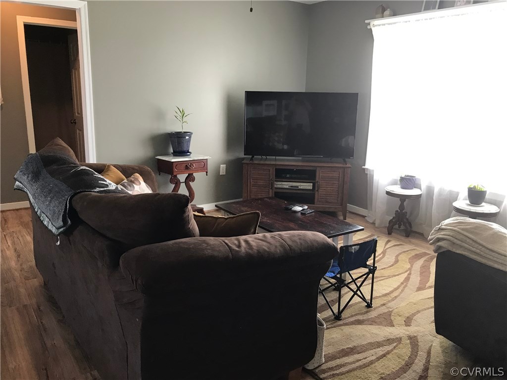 12570 Verdon Road Doswell, VA 23047 - Photo 6 of 36 Gallery Image 6
