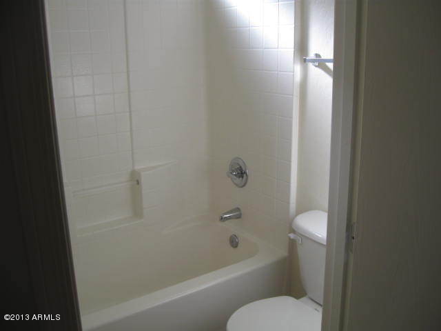 1873 East Del Rio Street Gilbert, AZ 85295 - Photo 12 of 22 Full Master Bath & commode
