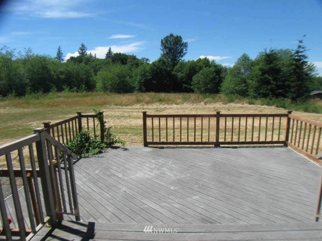 4695 Wynn Road Bellingham, WA 98226 - Photo 4 of 17