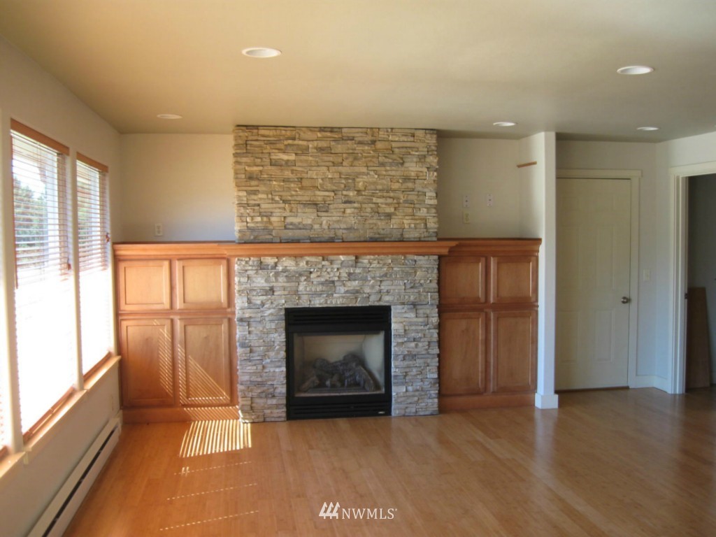 4695 Wynn Road Bellingham, WA 98226 - Photo 6 of 17