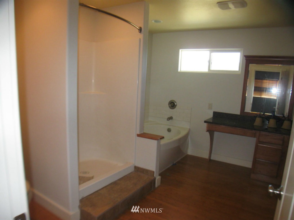 4695 Wynn Road Bellingham, WA 98226 - Photo 9 of 17