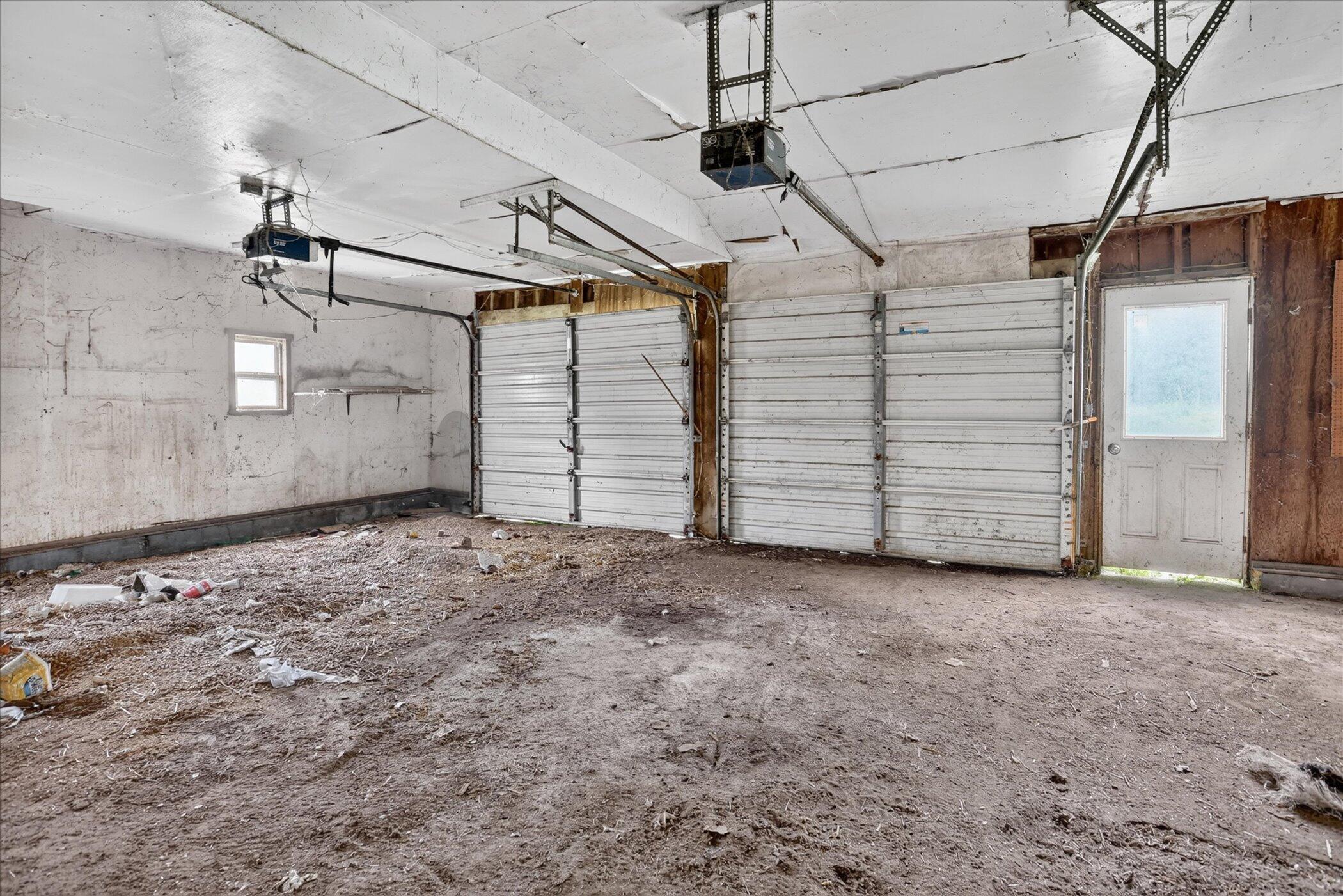 2429 Huron Line Road Ubly, MI 48475 - Photo 26 of 29 26-2429-Huron-Line-Rd-WindowStill