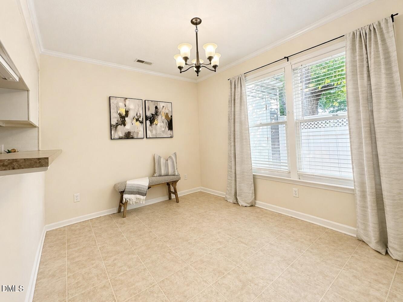 5010 Avenida Del Sol Drive Raleigh, NC 27616 - Photo 9 of 27 Dining