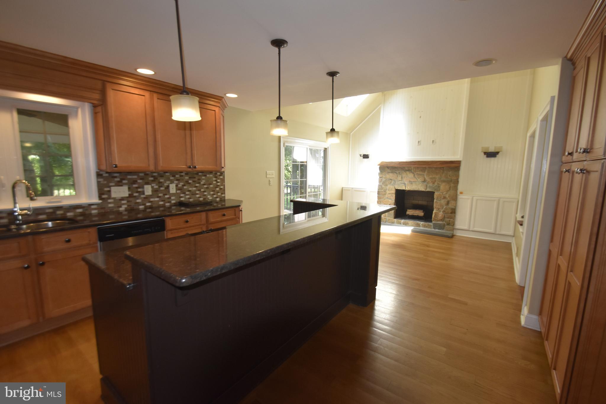 766 Mancill Road Wayne, PA 19087 - Photo 8 of 32